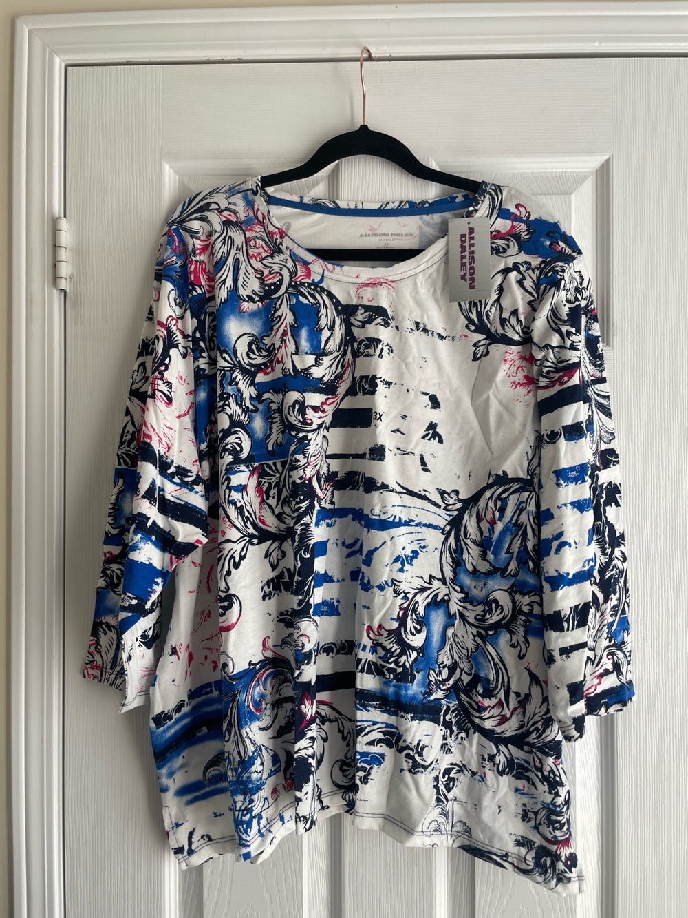 BNWT Cotton Blend Allison Daley Top